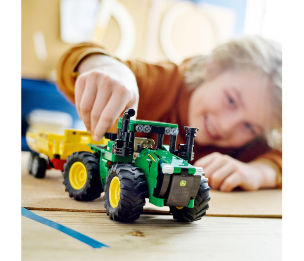 LEGO Technic 42136 Traktor John Deere 9620R 4WD - 1090440 - zdjęcie 8